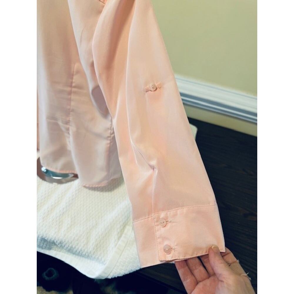 BCX Pastel Pink Button Up Blouse Size M Roll Tab 3/4 Sleeve Excellent Condition - Picture 5 of 8
